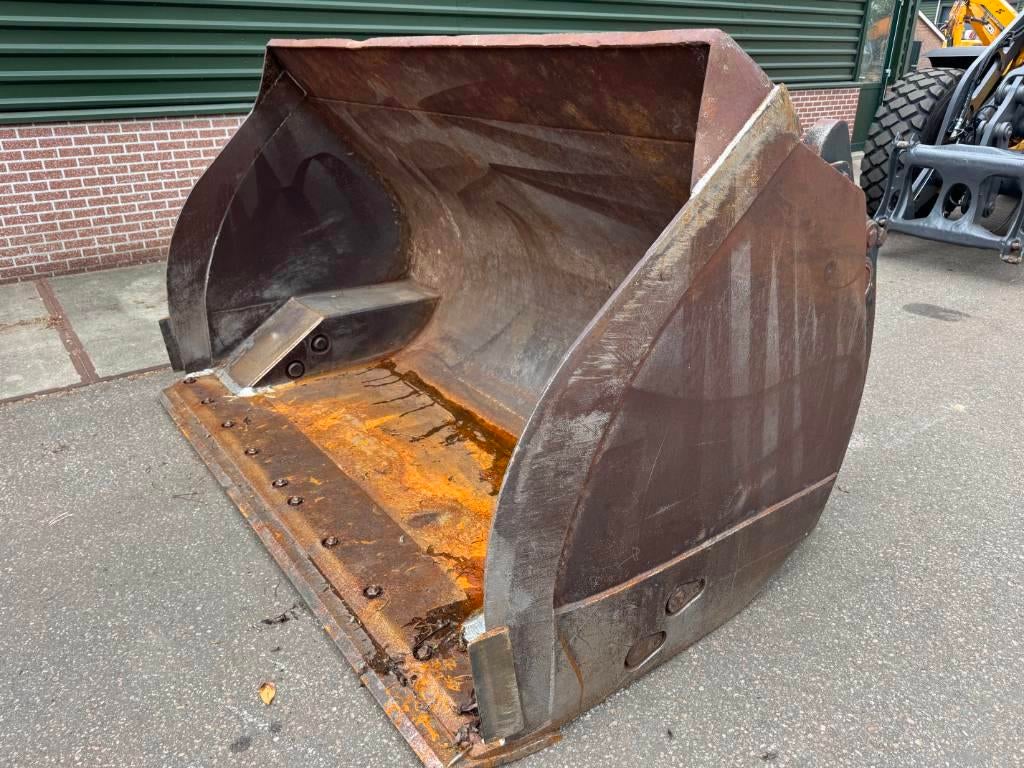 Eurosteel Hoogkiebak 2,75m 4000ltr Volvo aansluiting