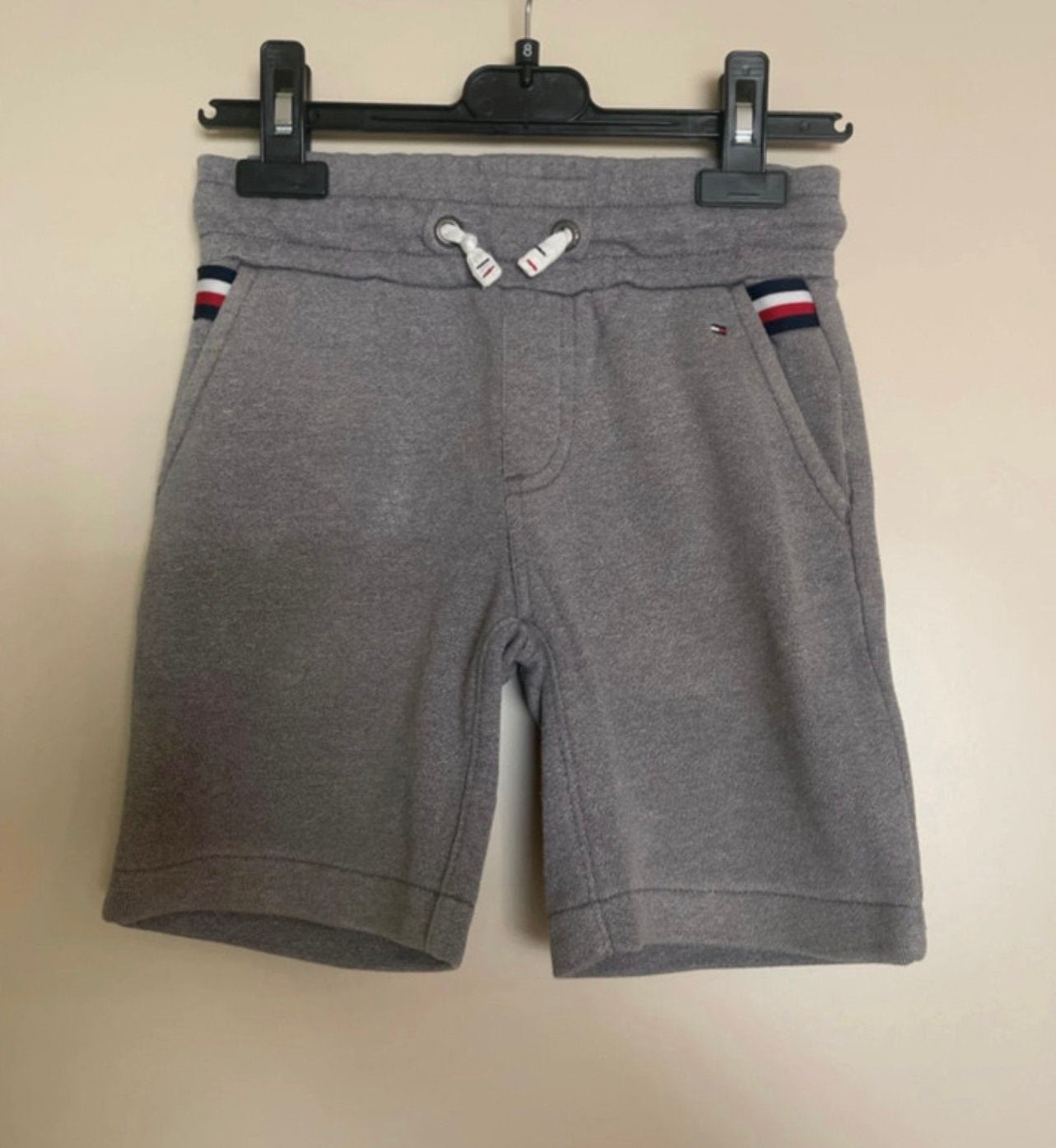 Korte broek Tommy Hilfiger, Ophalen of Verzenden, Zo goed als nieuw, Jongen, Broek