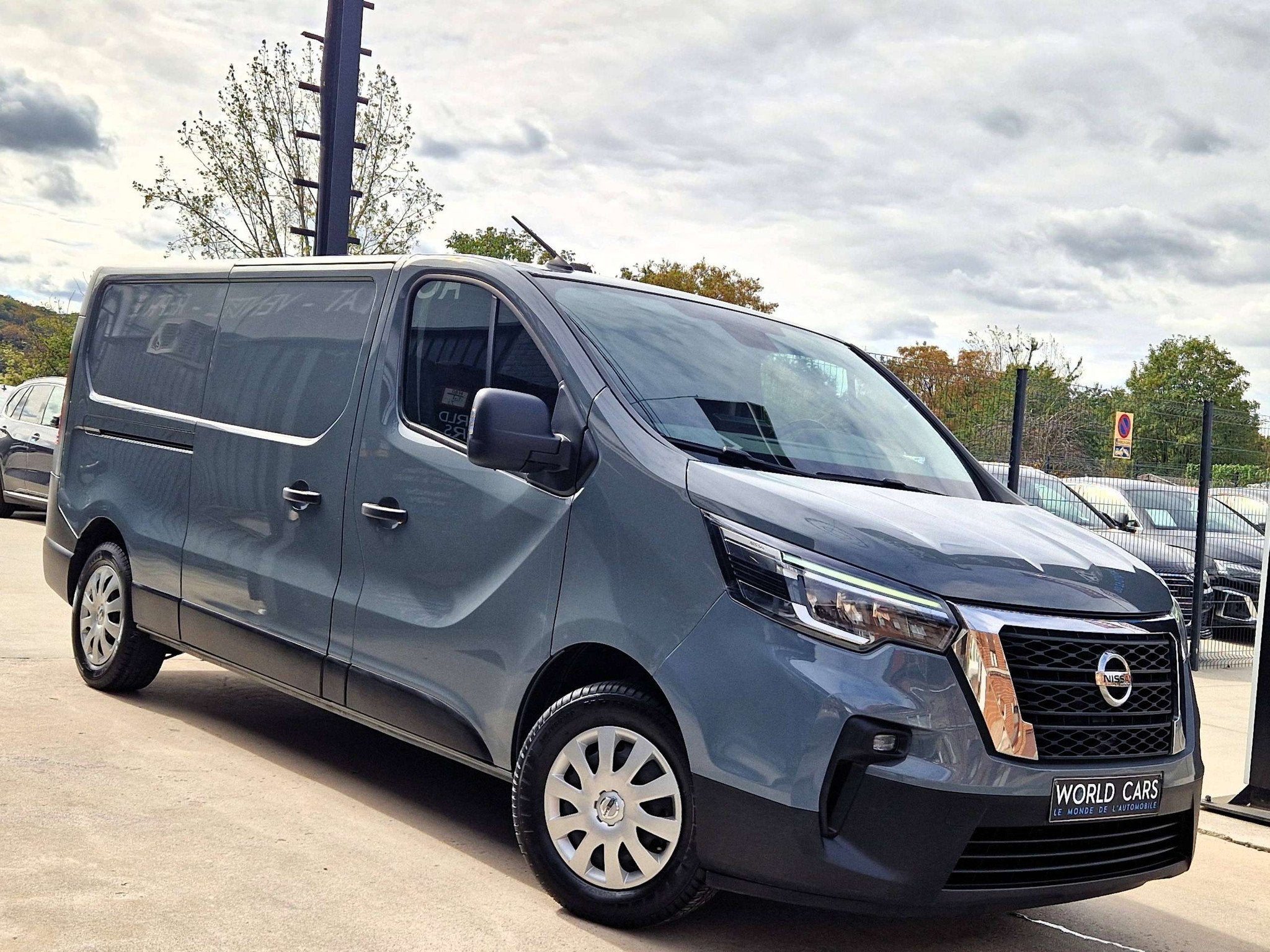 Nissan Primastar Primastar 2.0 dCi L2H1 Tekna - TVAC/BTWin -, Argent ou Gris, Achat, 3 places, 5 portes