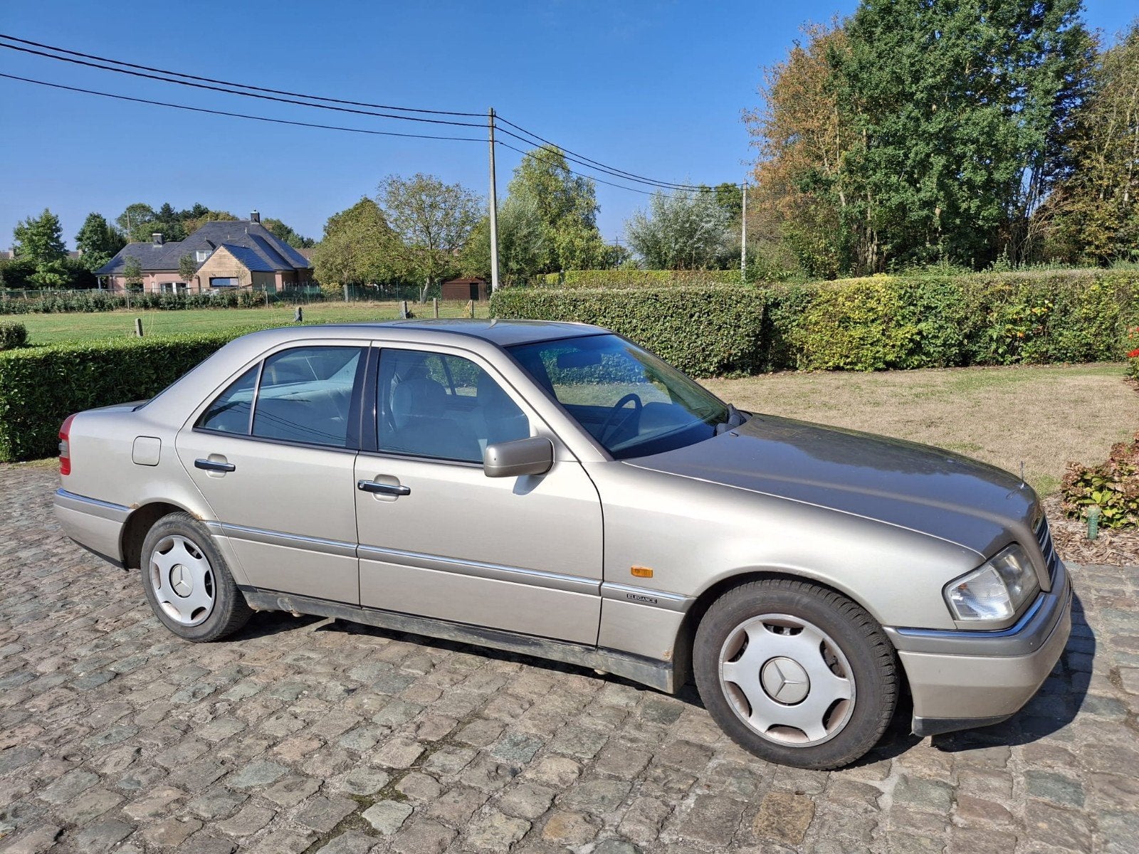 Mercedes C200, Auto's, Mercedes-Benz, 4 deurs, Achterwielaandrijving, 50 kW, Beige