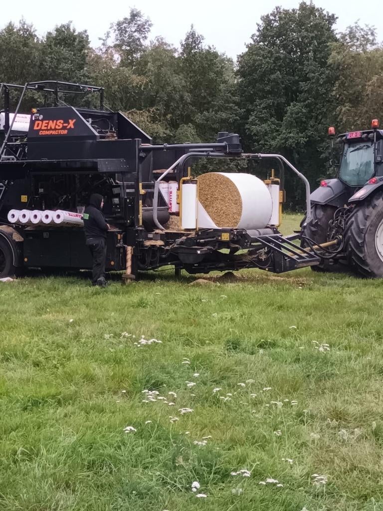 Maisbalen, Envoi