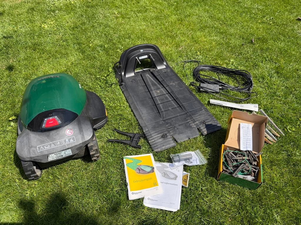 Robomow rc304 pro, Ophalen, Gebruikt, Meer dan 25 cm, Bestuurbaar via app