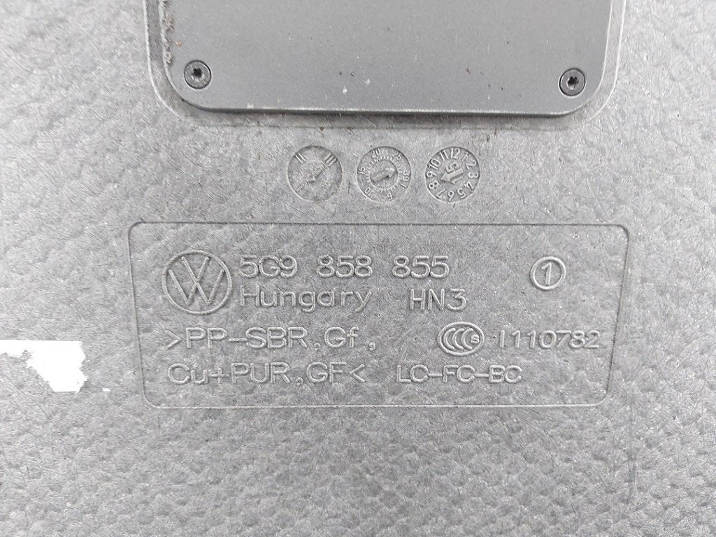 TAPIS DE COFFRE Volkswagen Golf VII Variant (AUVV), Volkswagen, Volkswagen AG, Utilisé, Kundenbetreuung@volkswagen.de