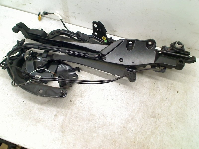 CHARNIERE DE TOIT CABRIOLET Eos (1F7 / F8) (1Q0825349), Autos : Pièces & Accessoires, Volkswagen, Volkswagen AG, Utilisé, Kundenbetreuung@volkswagen.de