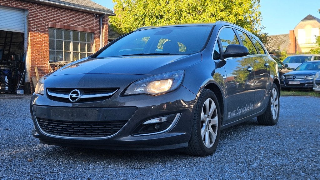 Opel Astra 2013 -1,7Diesel -E5 -Airco, Euro 5, Bedrijf, Diesel, https://public.car-pass.be/vhr/282cc5f5-5b90-4165-8b6c-4886c2ebb45b