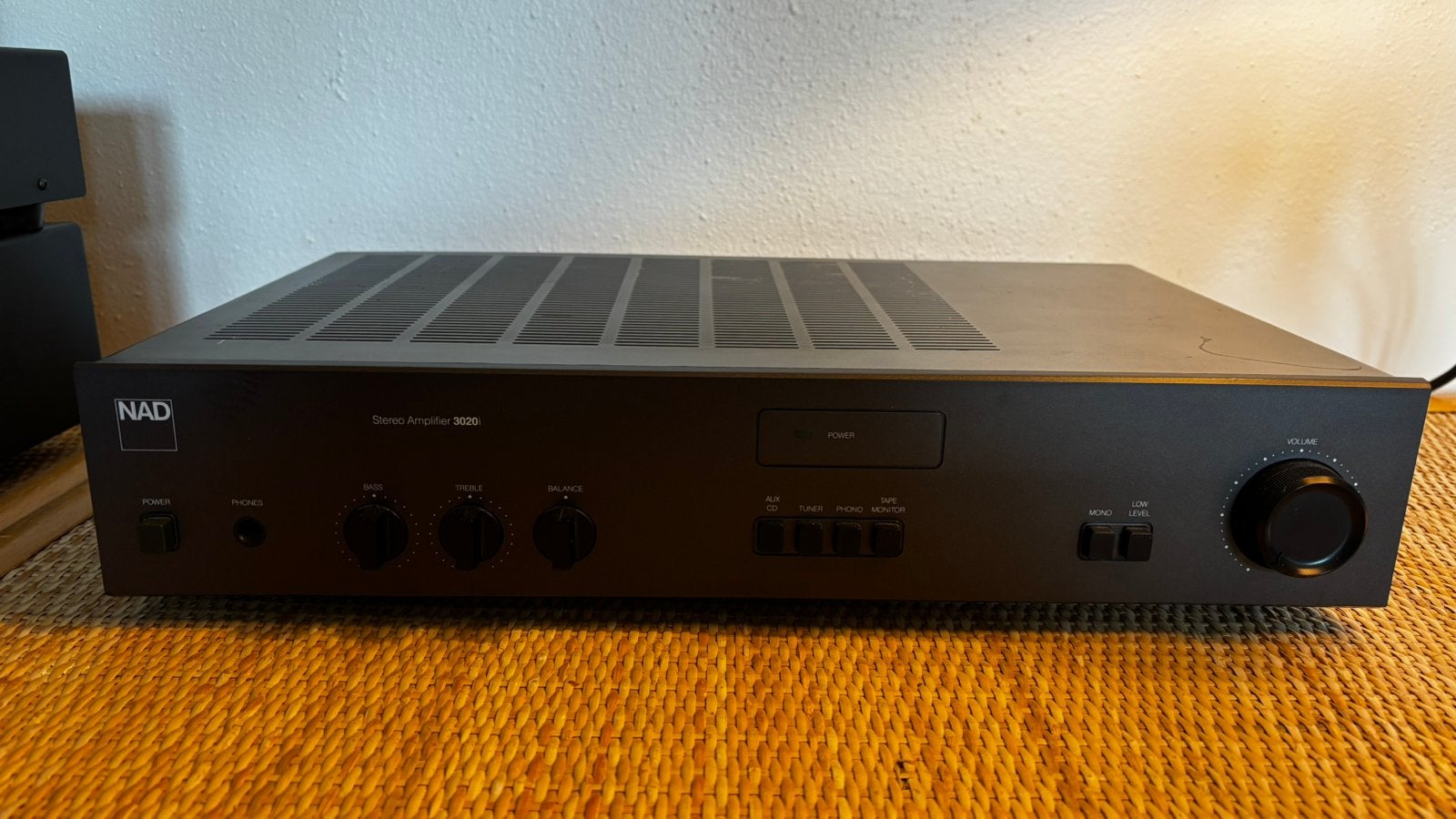 NAD 3020I, TV, Hi-fi & Vidéo, Autres marques, Moins de 60 watts, Enlèvement ou Envoi, Stéréo