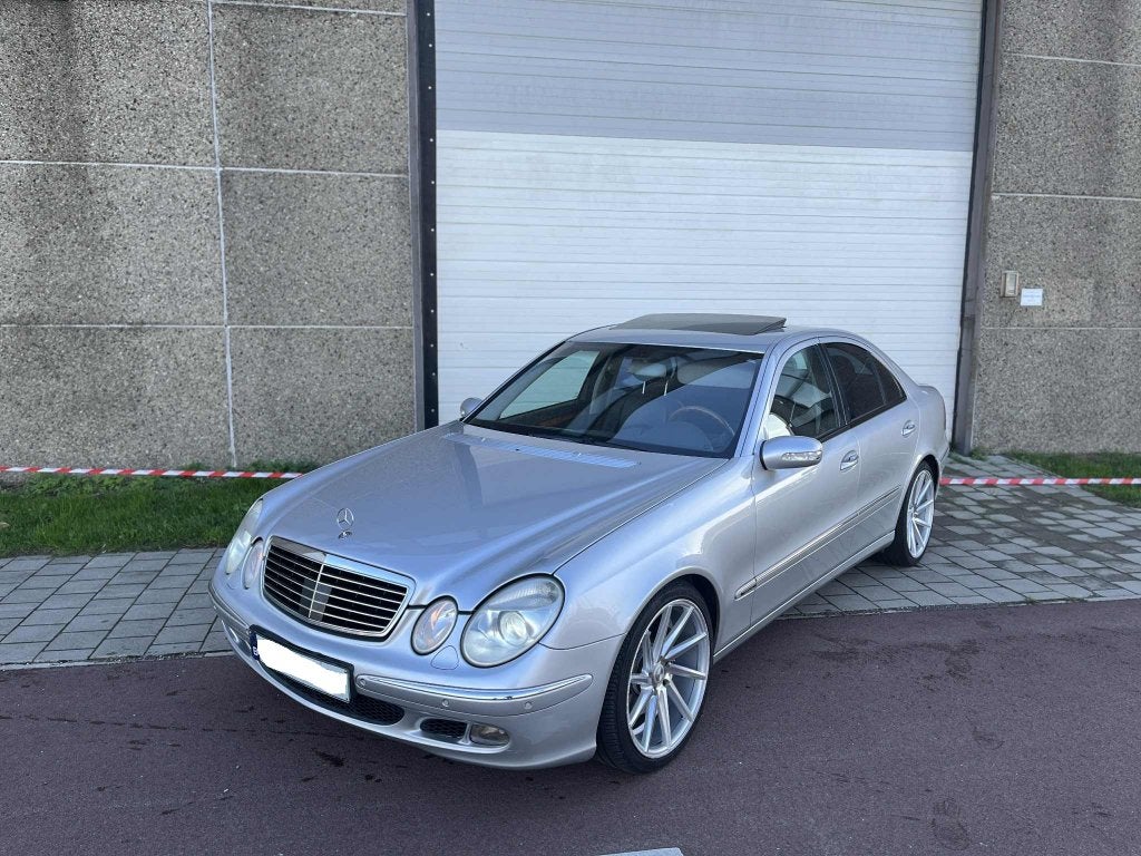Mercedes - Benz E320 4-matic Elegance Benzine Automaat, Auto's, Mercedes-Benz, Automaat, 4 deurs, Zwart, Leder