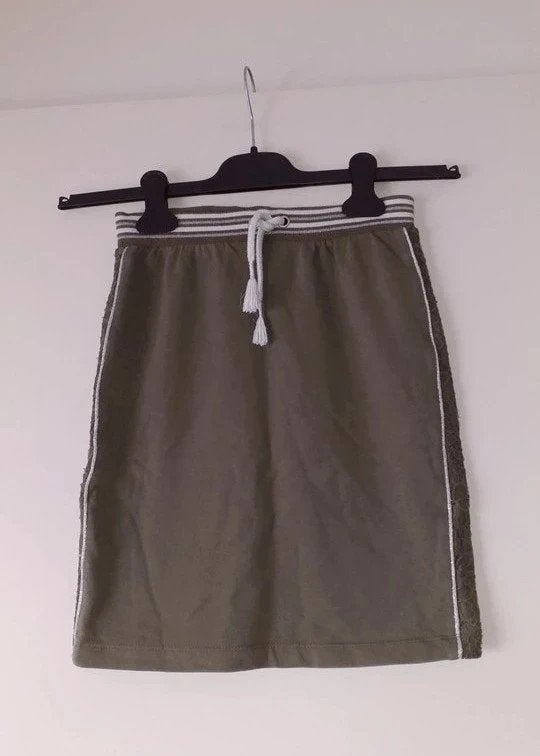 Maat 140 Khaki groene rok zilveren zijstreep Someone, Meisje, Ophalen of Verzenden, Zo goed als nieuw, Someone