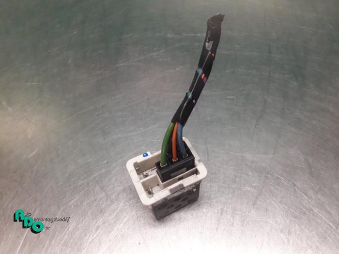 Kachel Weerstand van een Opel Astra (Astra H 04-), Gebruikt, -, -, Opel