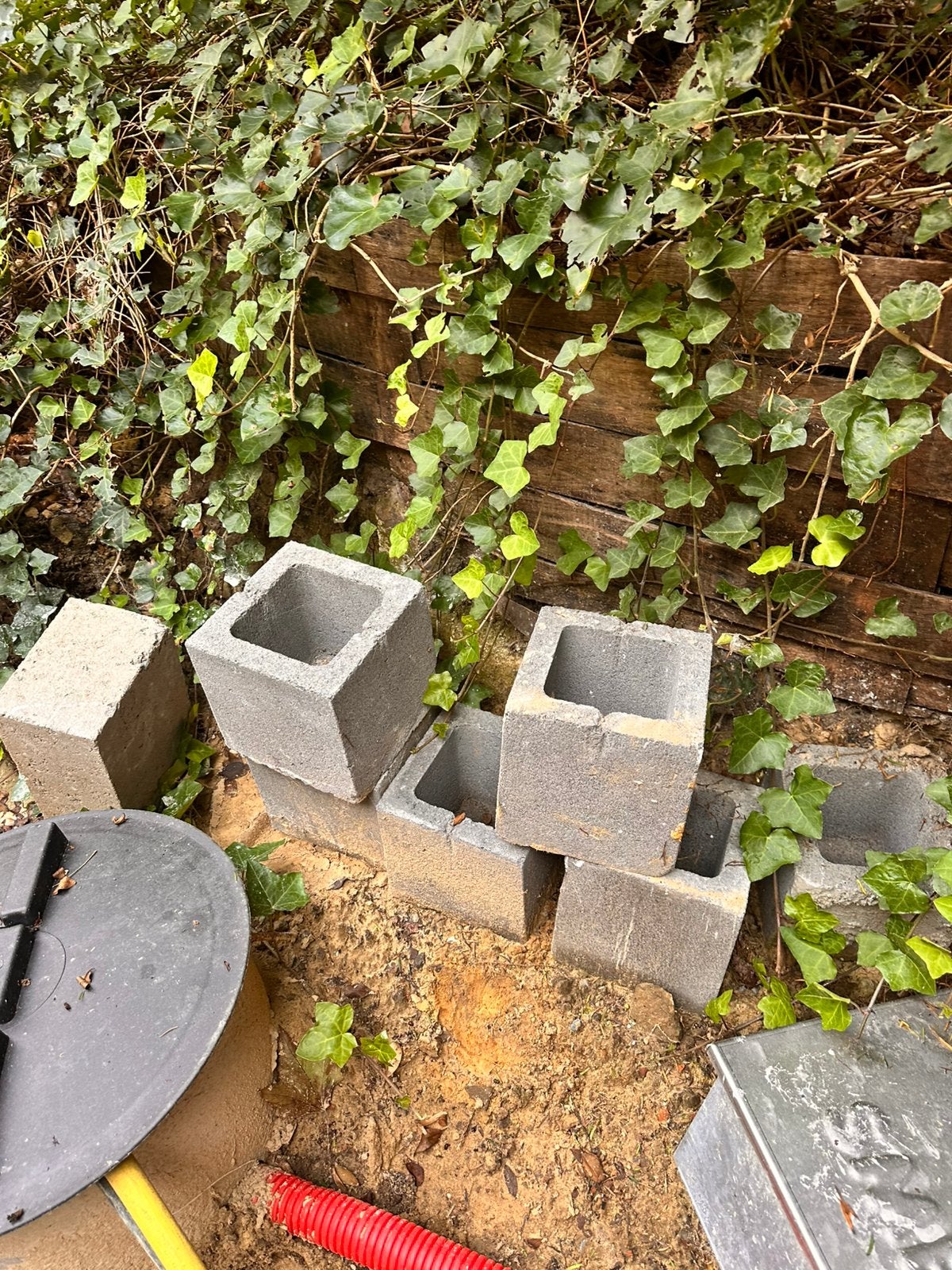 Holle betonblokken, Tuin en Terras, Ophalen, Zo goed als nieuw