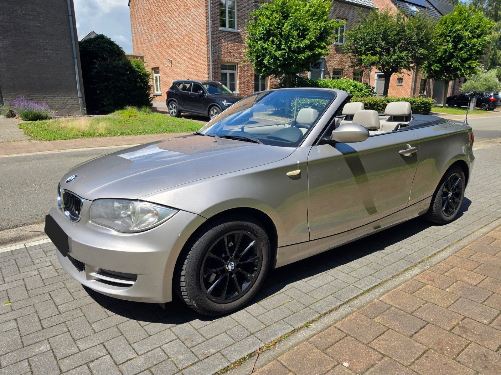 BMW 120i Cabriolet Perfecte Staat Blanco Gekeurd Carpass !, Auto's, BMW, 1 Reeks, Beige, Leder, Parkeersensor