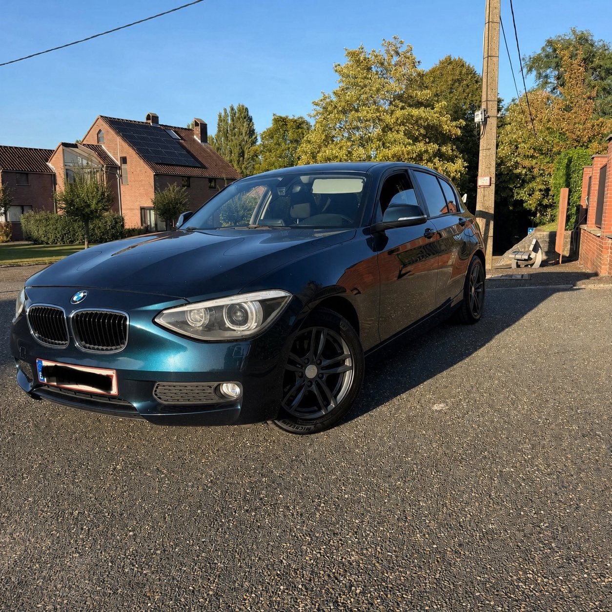 A vendre bmw serie 1, Autos, Boîte manuelle, Noir, 5 portes, Diesel