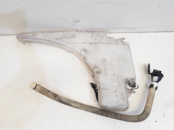Ruitensproeiertank voor van een BMW 3-Serie, Gebruikt, -, -, Ophalen of Verzenden