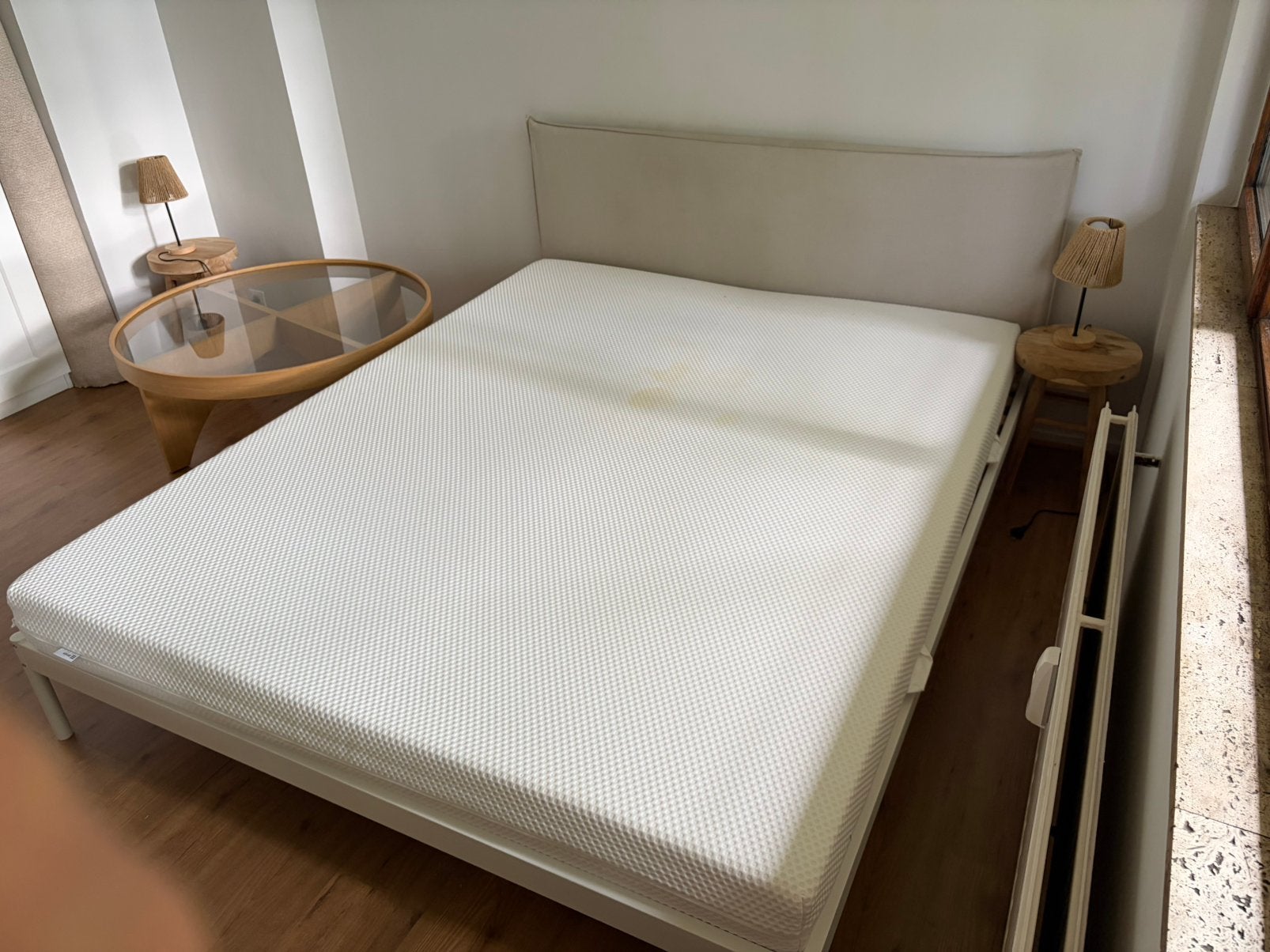 Lit + matelas, Gris, Enlèvement, Utilisé, 200 cm