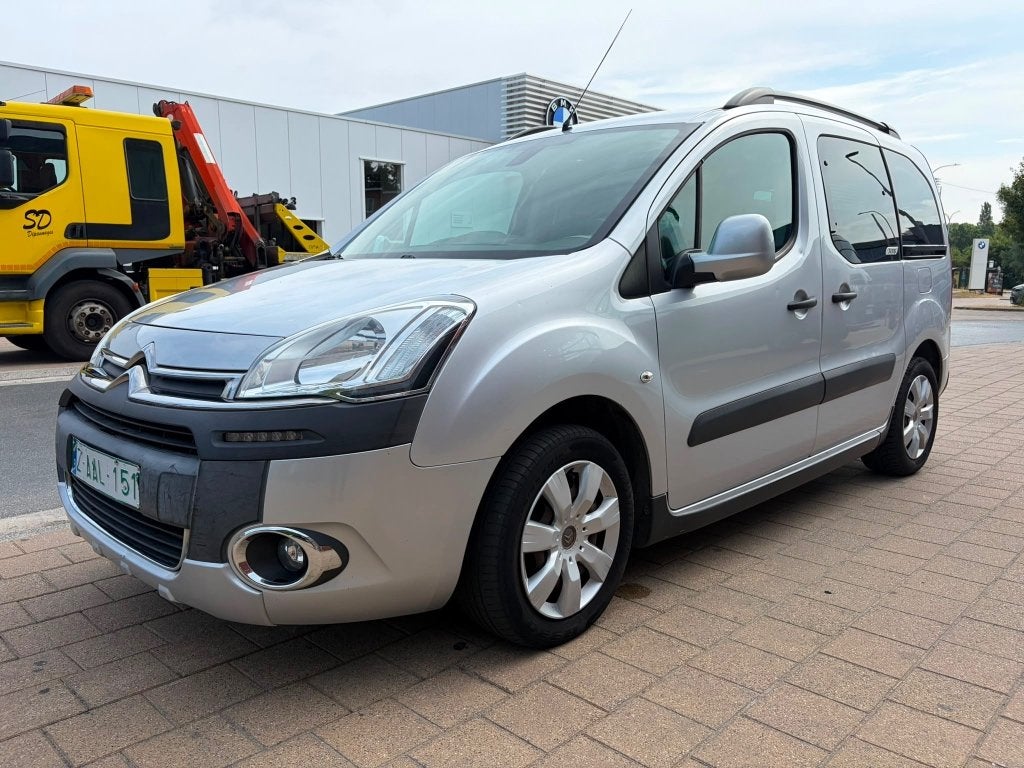 Citroen Berlingo Berlingo 1.6 e-HDi Millenium multispace, Autos, Entreprise, Boîte manuelle, 5 portes, Tissu