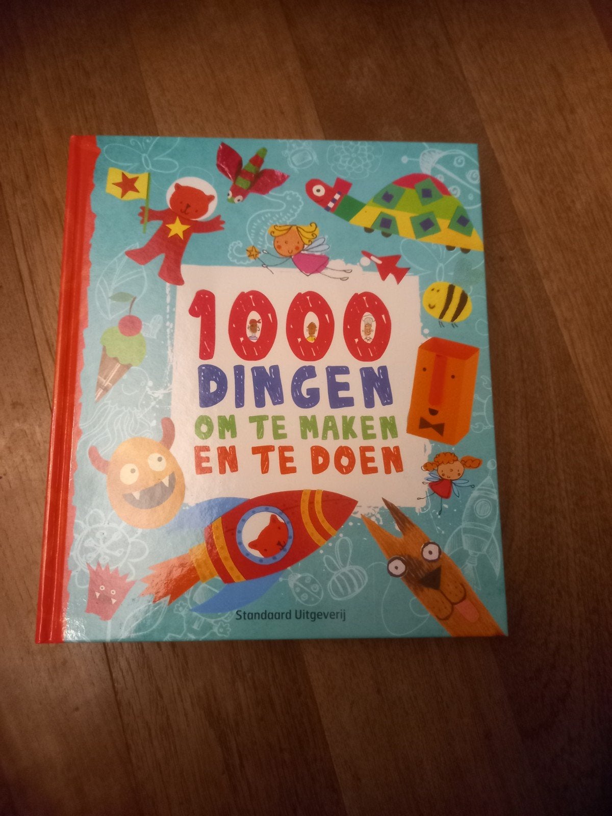 Fiona Watt - 1000 dingen om te maken en te doen, Boeken, Kinderboeken | Jeugd | onder 10 jaar, Ophalen of Verzenden, Fiona Watt