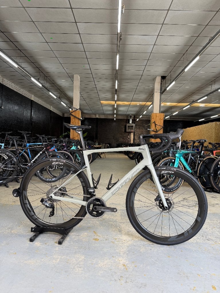 BMC Roadmachine 01 AXS Carbon Racefiets, Enlèvement, Comme neuf