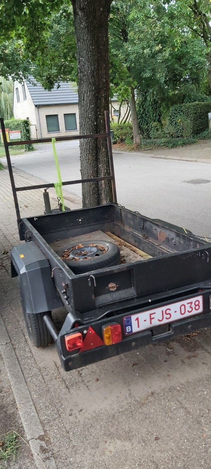 aanhangwagen, Enlèvement, Utilisé
