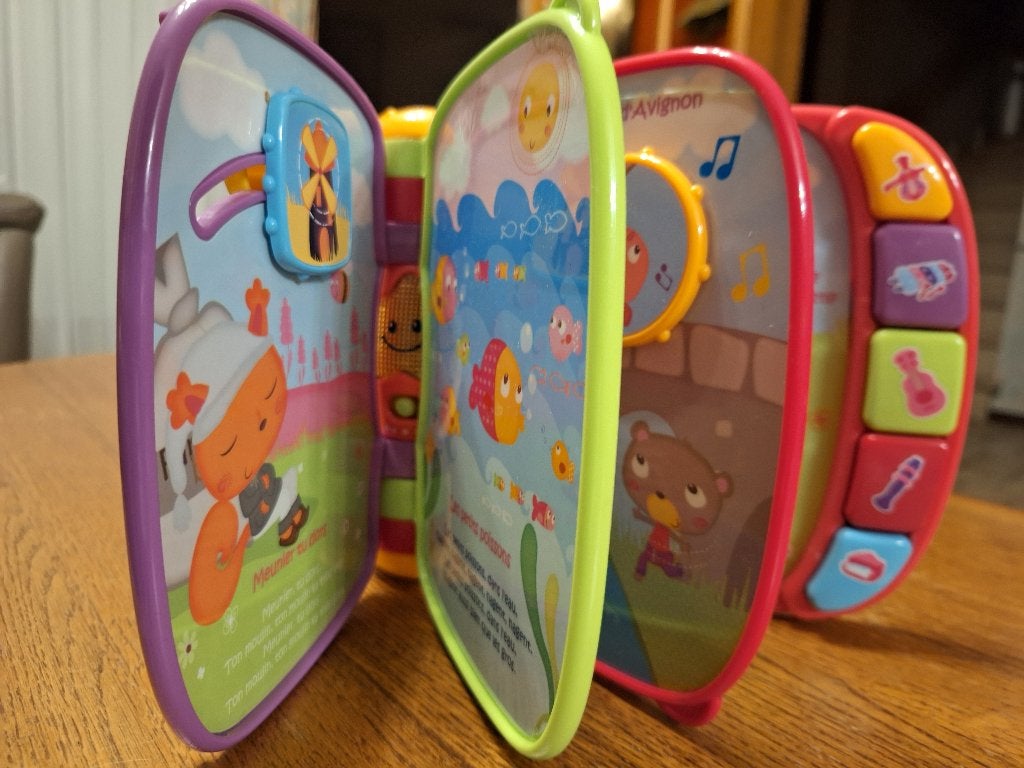Très beau livre musical enchanté Vtetch dès 6 mois, Enlèvement, Comme neuf, 1 à 2 ans