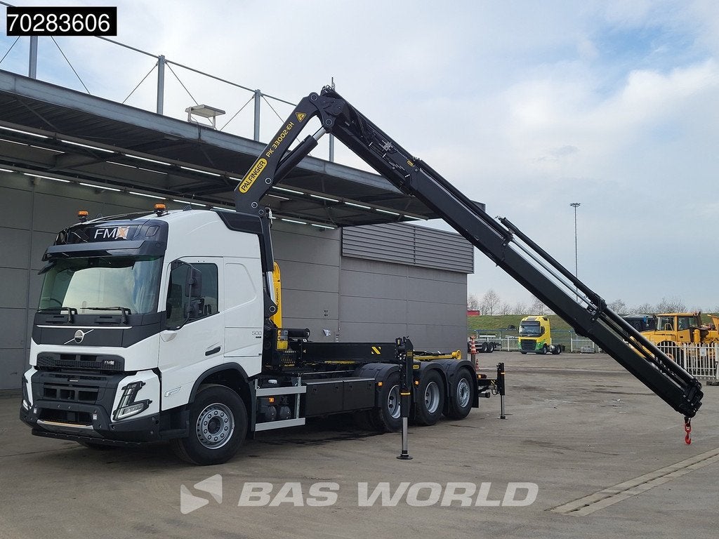 Volvo FMX 500 8X4 NEW! Palfinger PK33002 EH Crane + HT22TEC, Auto's, Vrachtwagens, Automaat, Euro 6, Wit, Bedrijf