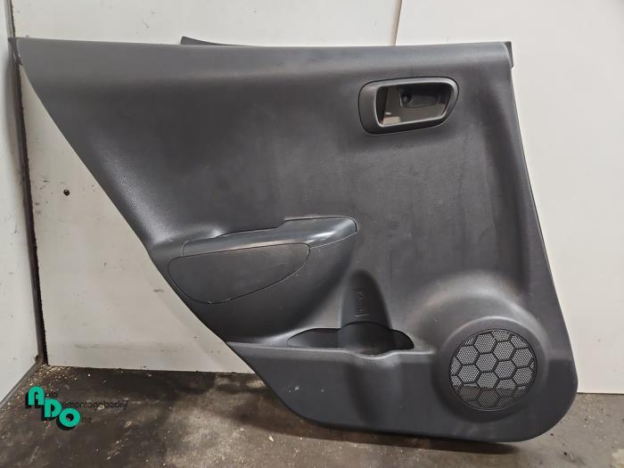 Portierbekleding 4Deurs links-achter van een Suzuki Alto (Al, Gebruikt, -, -, Ophalen of Verzenden