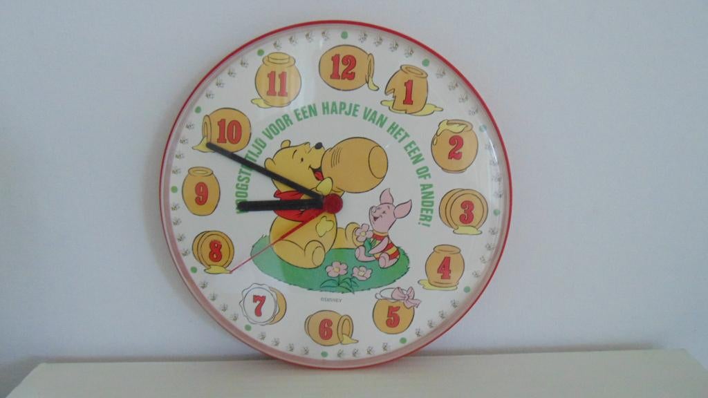 Horloge Disney Winnie l'Ourson, Enlèvement ou Envoi, Winnie l'Ourson ou amis, Comme neuf, Autres types