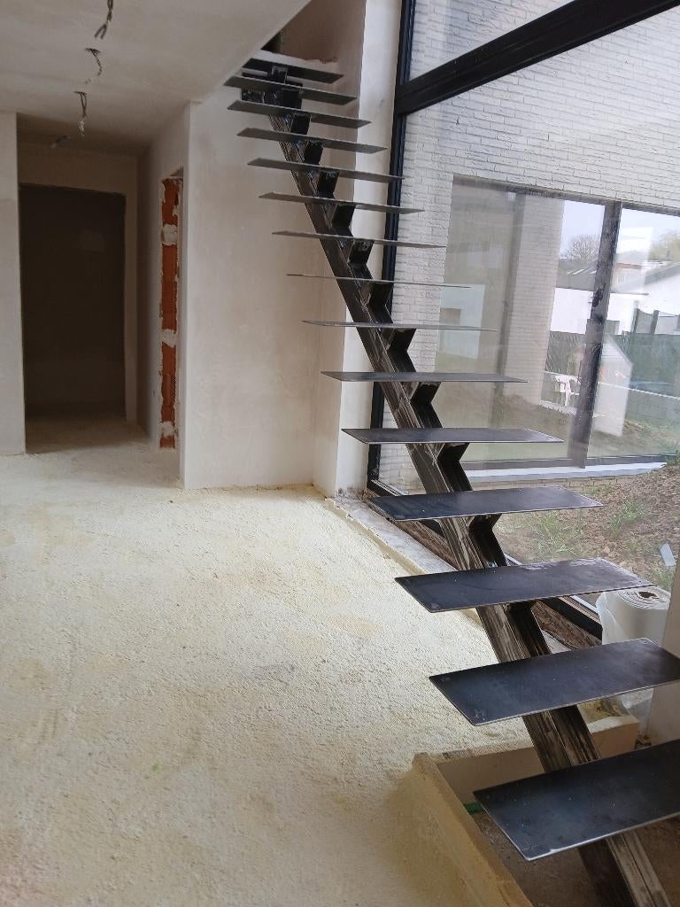 Escaliers, Bricolage & Construction, Enlèvement, Neuf, Escalier, 4 mètres ou plus