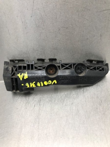 SUPPORT PARE-CHOCS ARRIÈRE DROIT RAV4 (A3) (|5215542011|), Utilisé, Toyota