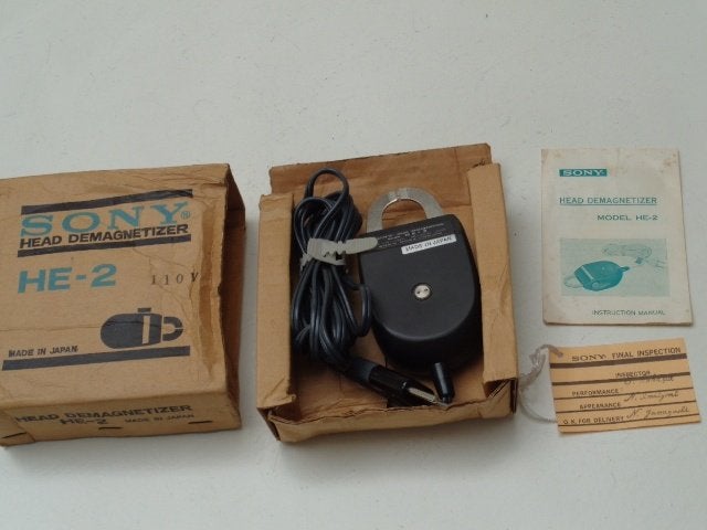 SONY Head  Demagnetizer Model HE-2 / 110 volt, Doe-het-zelf en Bouw, Meetapparatuur, Ophalen of Verzenden, Zo goed als nieuw, Overige meters