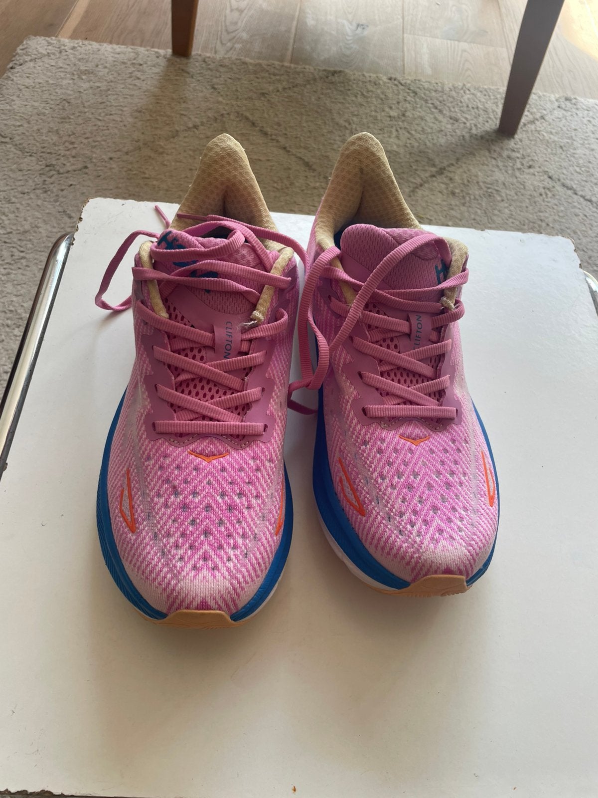 Hoka clifton 9 wide taille 39,5, Autres marques, Course à pied, Chaussures de course à pied, Comme neuf