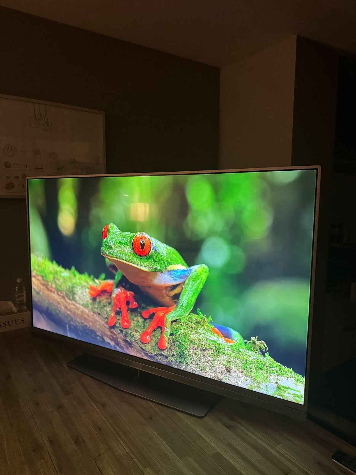 Ambilight Philips 140 cm 4K UHD à 3 faces, modèle luxe 100Hz, Philips, LED, Enlèvement ou Envoi, Comme neuf