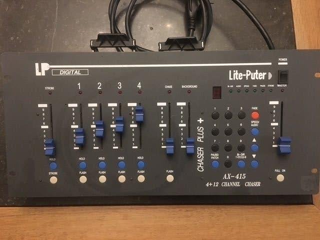 Ordinateur léger AX - 415, Enlèvement, Utilisé