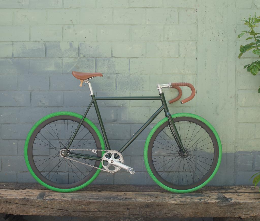 Custom Fixed gear / track bike (4130 CrMo steel), Vélos & Vélomoteurs, Vélos | Vélos de course, Comme neuf, Autres marques, Moins de 10 vitesses
