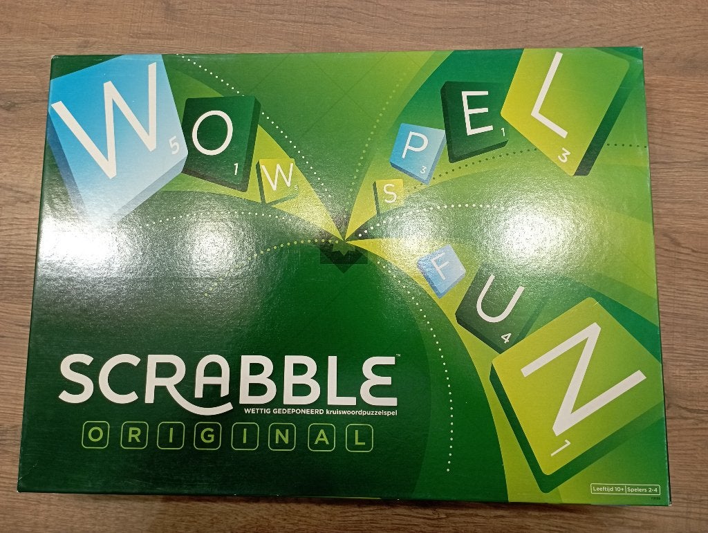 scrabble, Hobby en Vrije tijd, Gezelschapsspellen | Bordspellen, Ophalen of Verzenden, Zo goed als nieuw