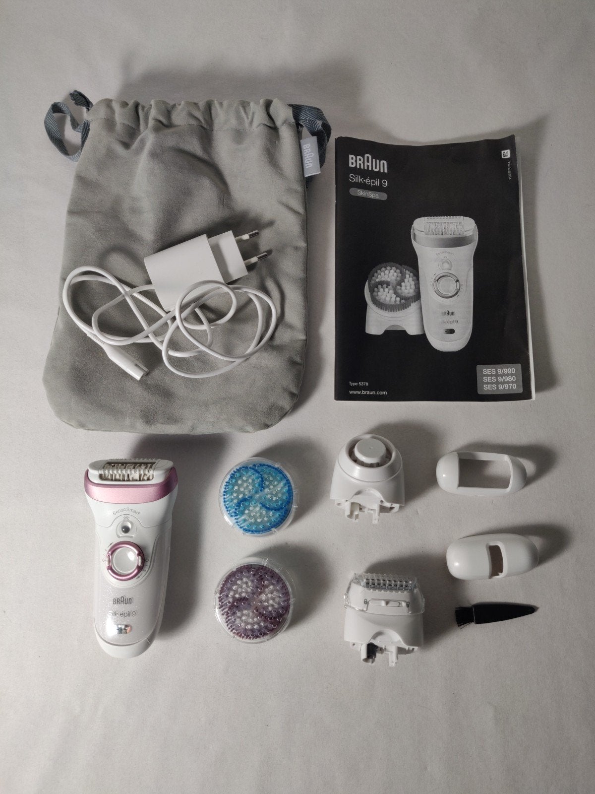 Braun Silk-épil 9 - SkinSpa epilator / scrub en scheer, Elektronische apparatuur, Ophalen of Verzenden, Zo goed als nieuw, Scheren en Epileren