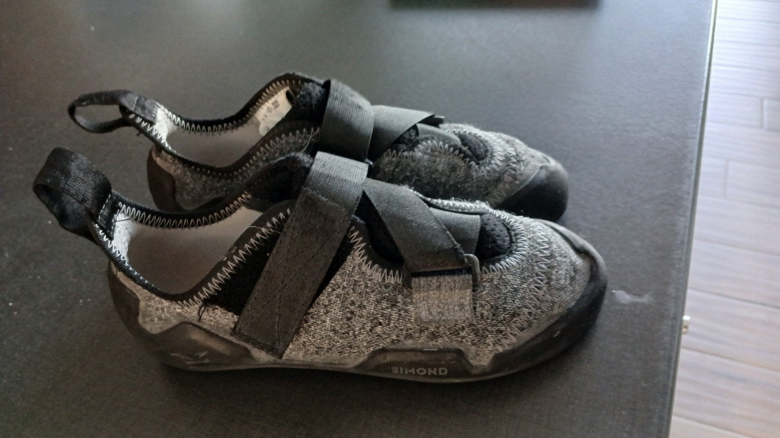 Klimschoenen bouldering merk Simond maat 37, Ophalen, Gebruikt, Klimsportschoenen