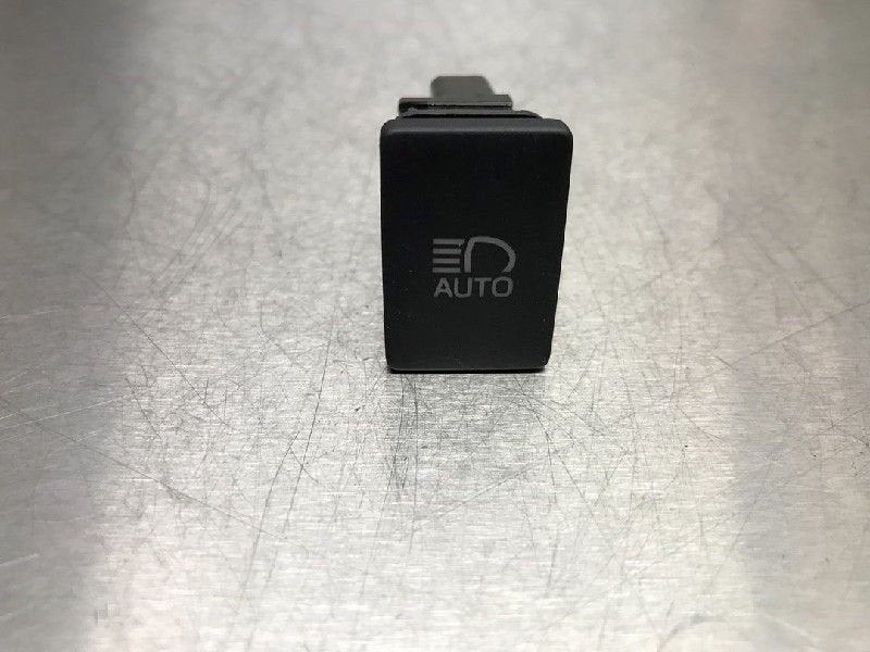INTERRUPTEUR D'ECLAIRAGE Toyota C-HR (X1,X5) (|15E044|), Utilisé, Toyota