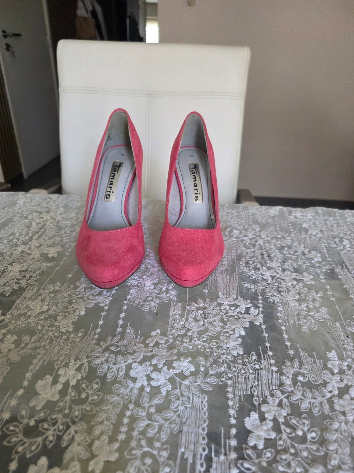 roze pumps, Pumps, Ophalen of Verzenden, Zo goed als nieuw, Roze