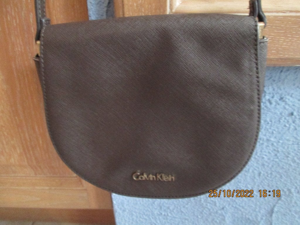 Sac à bandoulière brun « Calvin KLEIN », Enlèvement, Comme neuf, Brun, Autres marques