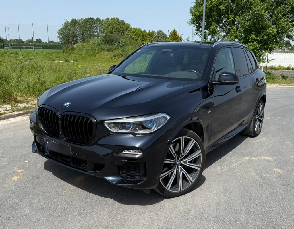 Bmw X5 45e pack M individual carbonschwarz hybride, Autos, Cuir, Achat, 27 g/km, Entretenue par le concessionnaire