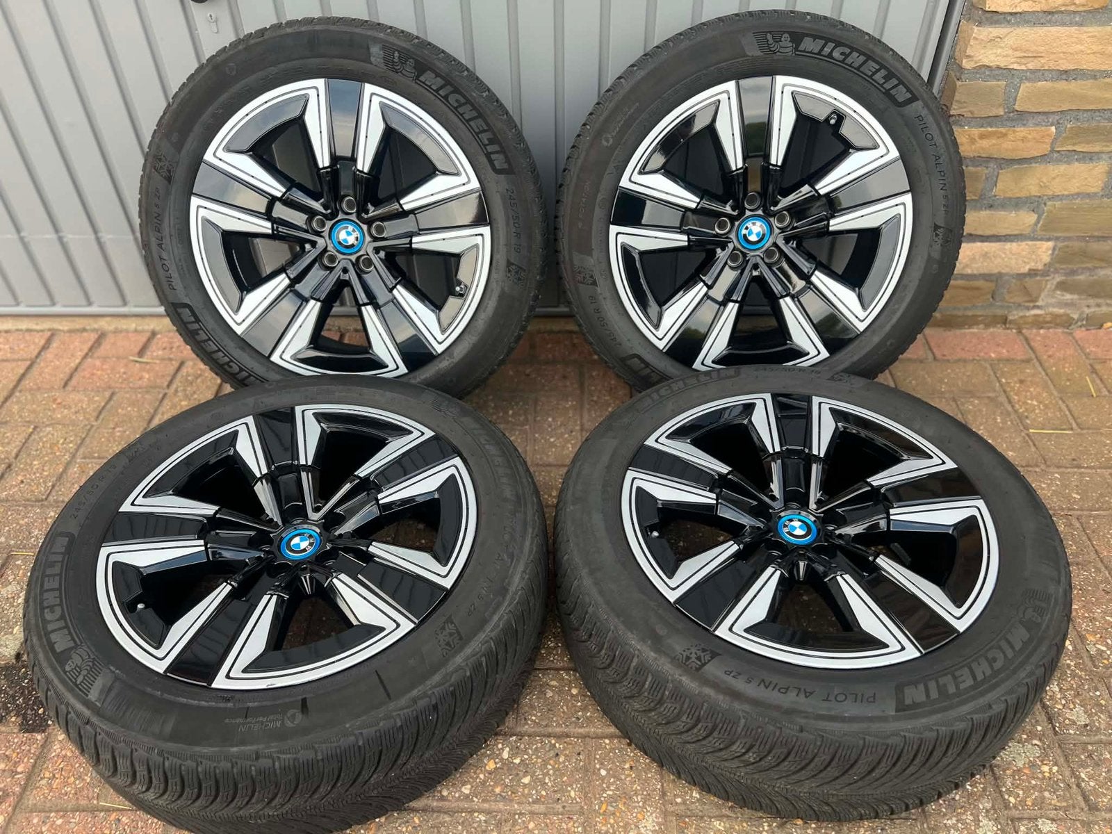 BMW IX3 G08 WINTERSET 245/50/R19 MICHELIN, Banden en Velgen, Winterbanden, Personenwagen, Ophalen