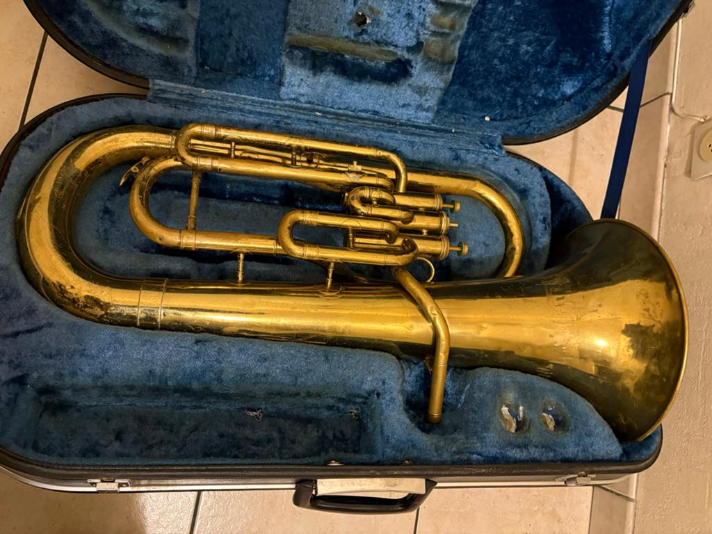 Yamaha Euphonium YEP-201, Ophalen of Verzenden, Gebruikt, Tuba in si bemol, Met koffer of draagtas
