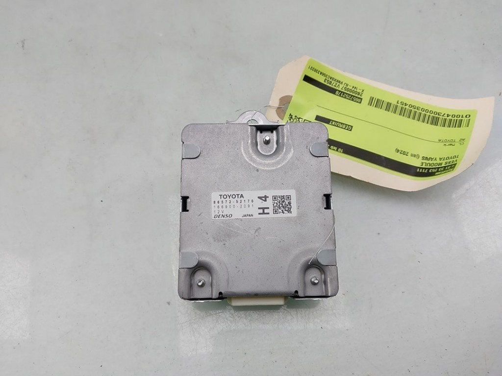 DIVERSEN Toyota Yaris IV (P21 / PA1 / PH1) (|8657252170|), Gebruikt, Kundenbetreuung@toyota.de, Toyota, Toyota-Allee 2
50858  Köln, DE