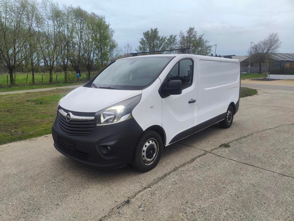 Opel Vivaro 2017 1.6 biTurbo, Auto's, Voorwielaandrijving, Vivaro, Euro 6, 4 cilinders