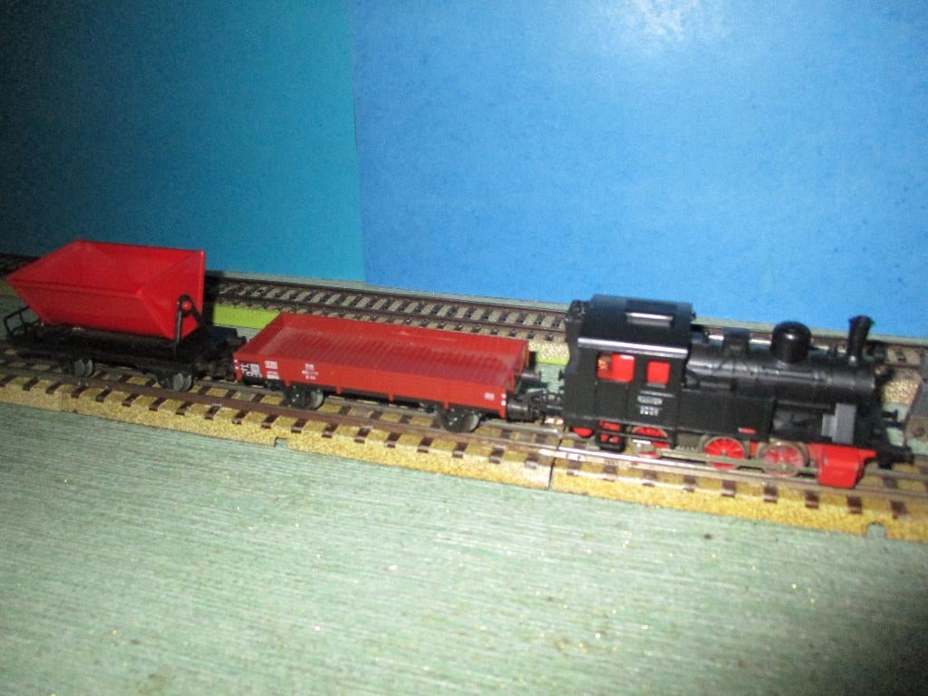 Marklin 3029 + 2 wagons marchandises, Enlèvement ou Envoi, Utilisé, Set de Trains, Märklin