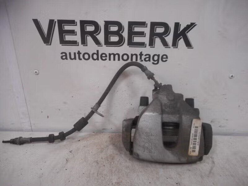 REMKLAUW RECHTS VOOR Ford Focus (01-1970/-) (BV61-2010-EE), Enlèvement ou Envoi, Henry-Ford-Straße 1 50735 Köln, DE, Ford-Werke GmbH