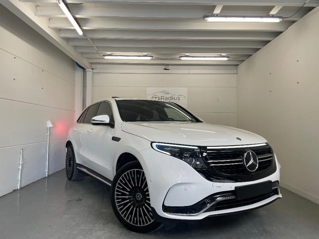 Mercedes-Benz - EQC400 4M - AMG Line, Automaat, 1800 kg, Zwart, Wit