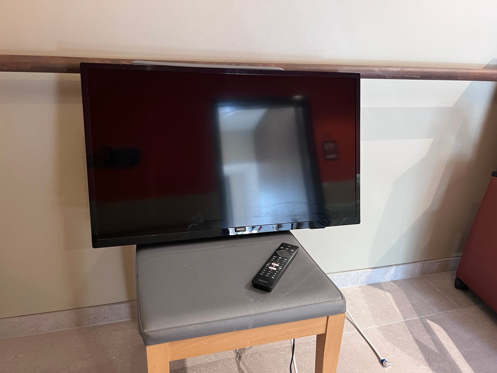 Philips Smart TV 32 inch Full HD + draaibare muurbeugel, Ophalen, Zo goed als nieuw, Philips, Smart TV