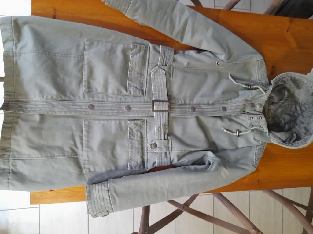 Lichtkaki parka voor dames, Ophalen