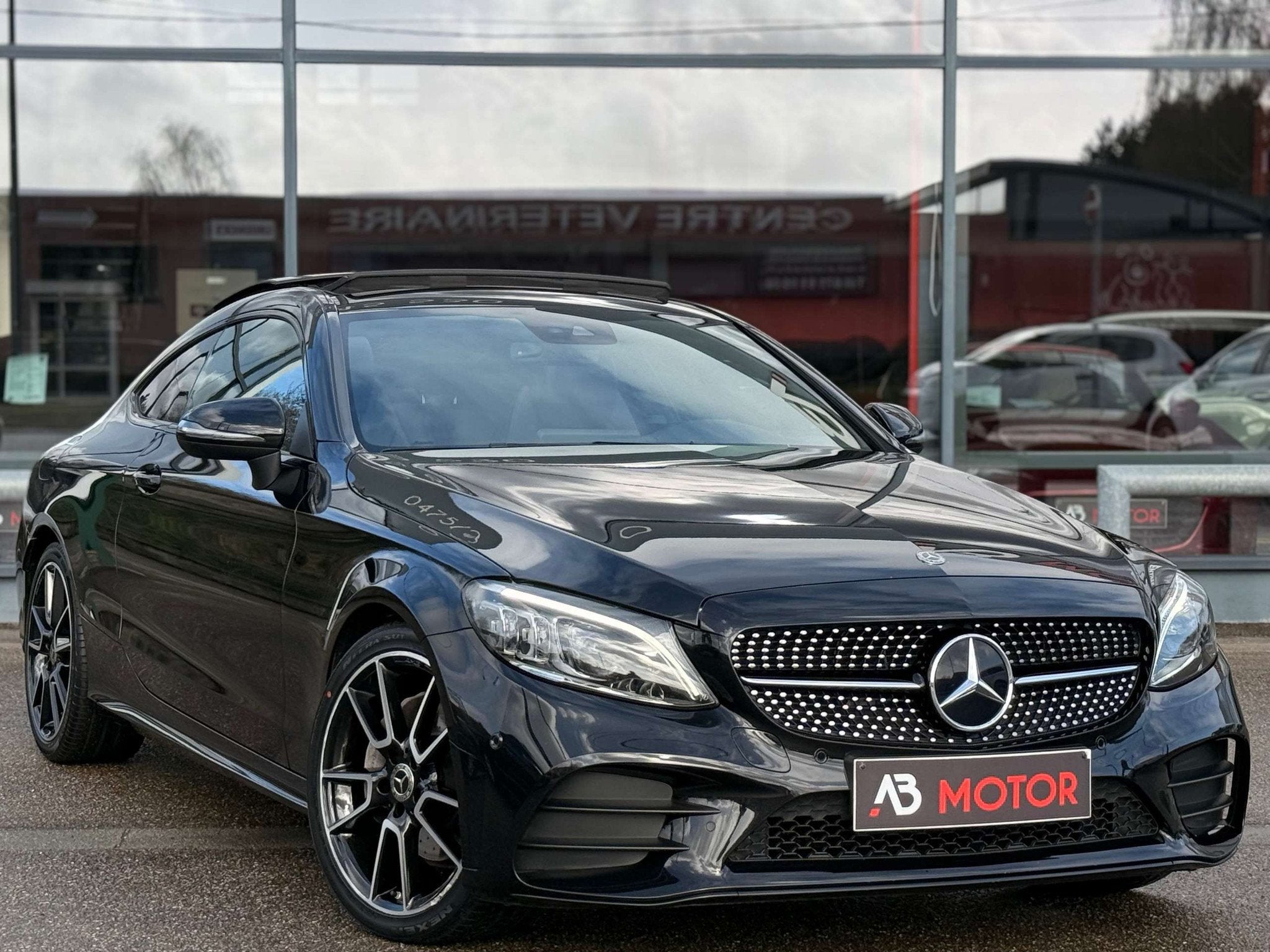 Mercedes-Benz C-Klasse 180 Coupe PACK AMG PANO CAM JA19 CARP, Autos, Mercedes-Benz, Entreprise, Achat, Classe C, ABS, Phares directionnels